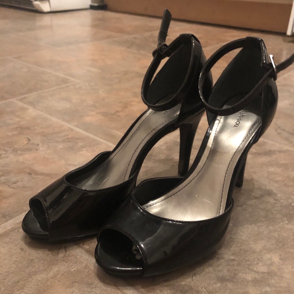 Black heels